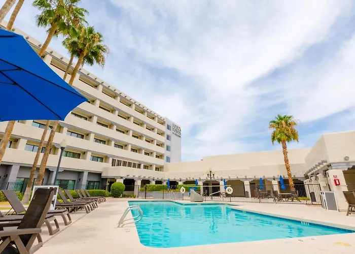 Four Points By Sheraton South Mountain