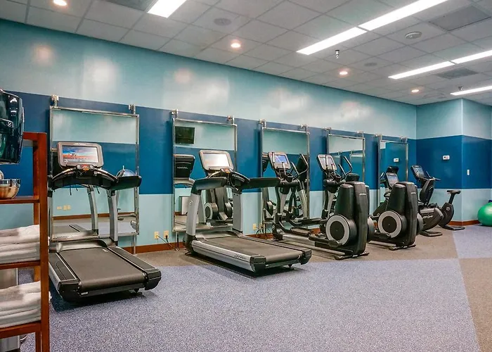 Four Points By Sheraton South Mountain