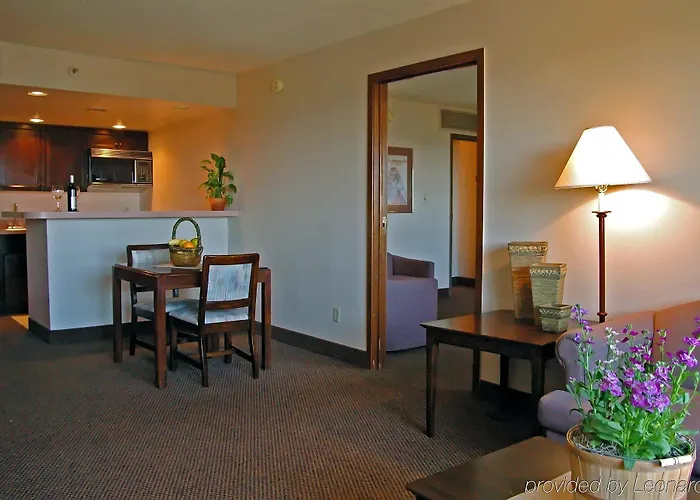 Four Points By Sheraton South Mountain Hotel Phoenix