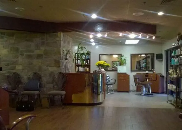 Four Points By Sheraton South Mountain Hotel