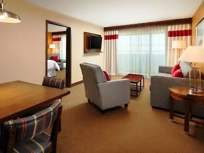 Four Points By Sheraton South Mountain
